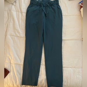 Lululemon leggings/ joggers